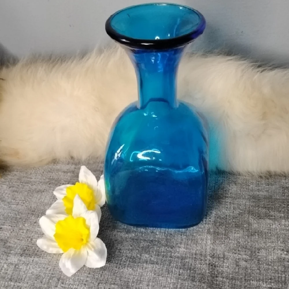 Elegant Blue Glass Vase